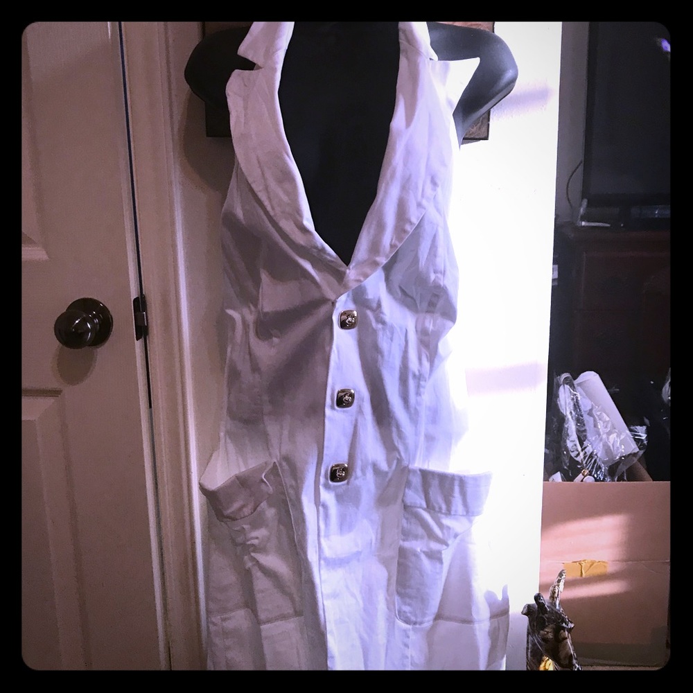 Summer time Backless White Dress